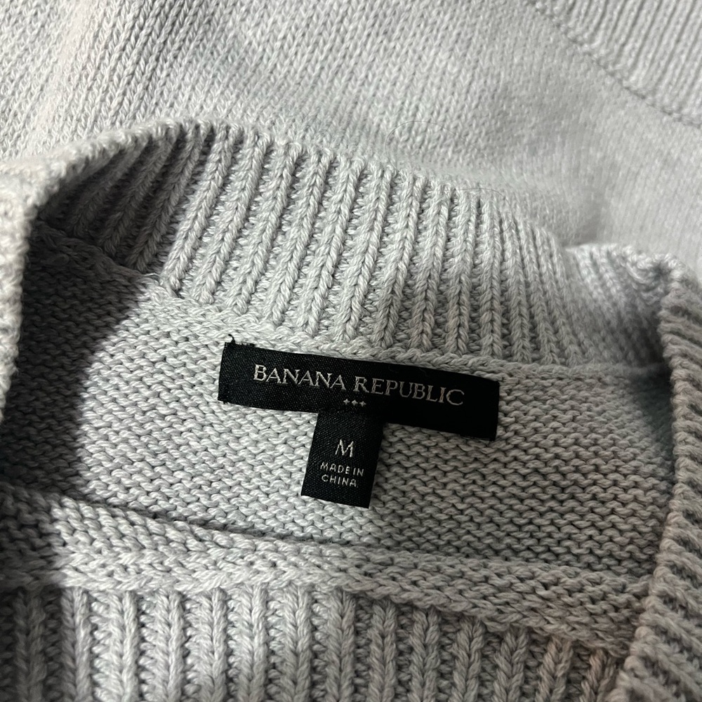 Banana Republic Crewneck Pullover Sweater Knit Grey Size Medium Basic Cotton - Picture 3 of 4